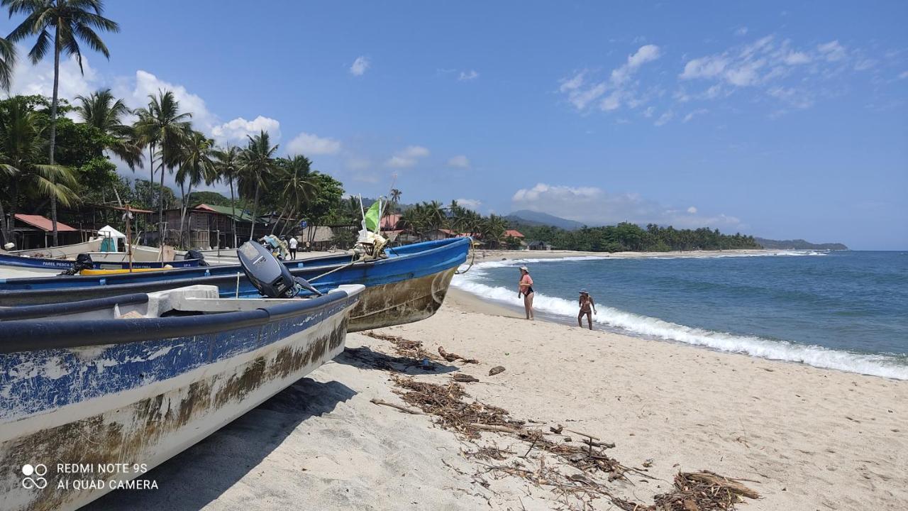 Hostal Estrellas Del Tayrona Playa Mendihuaca Guachaca Екстериор снимка
